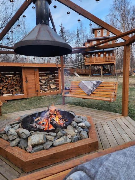 The Eagle'S Nest Treehouse Cabin 팔머 외부 사진