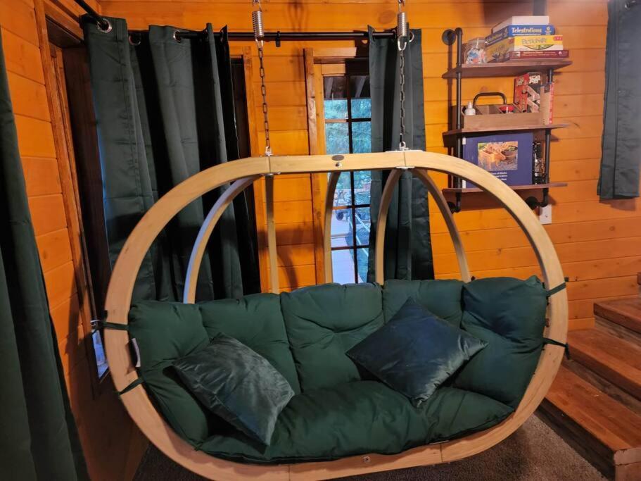 The Eagle'S Nest Treehouse Cabin 팔머 외부 사진